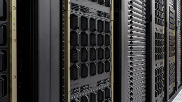 NVIDIA Blackwell 在 MLPerf 训练 v4.1 中将 LLM 训练性能提高一倍